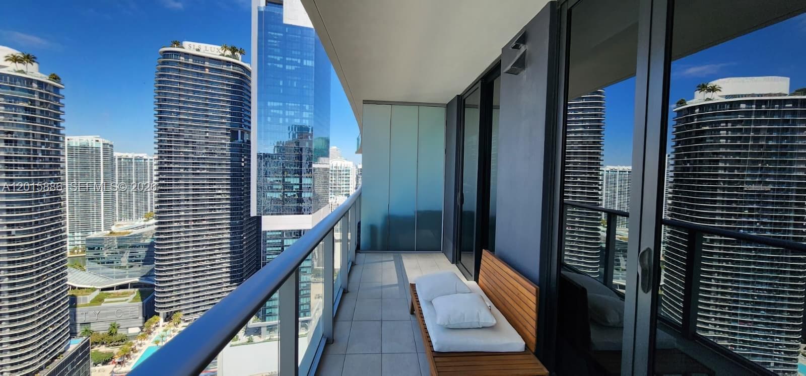 1010 Brickell Ave # 4208, Miami FL 33131 — 12