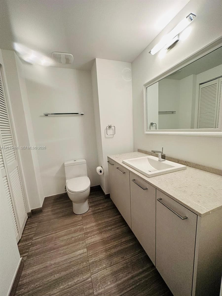 1010 Brickell Ave # 4208, Miami FL 33131 — 5
