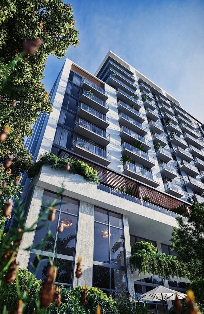 1611 SW 2nd Ave # 707, Miami FL 33129 — 9