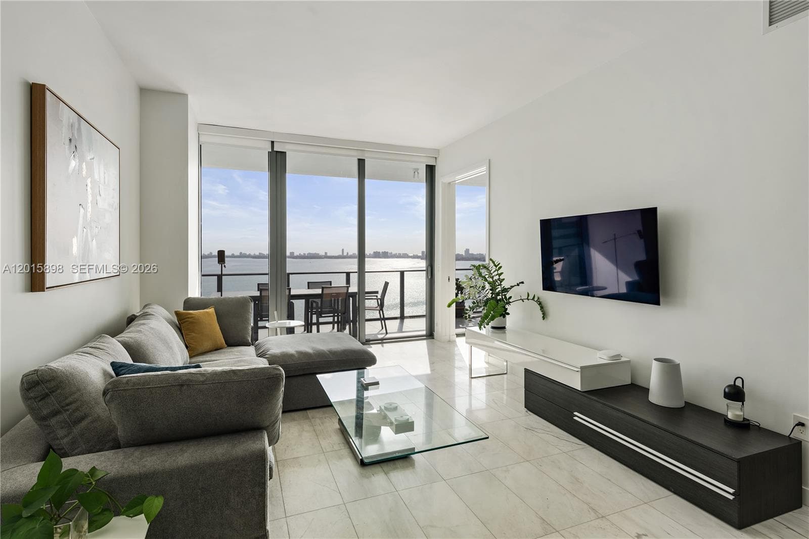 480 NE 31st St # 1802, Miami FL 33137 — 4