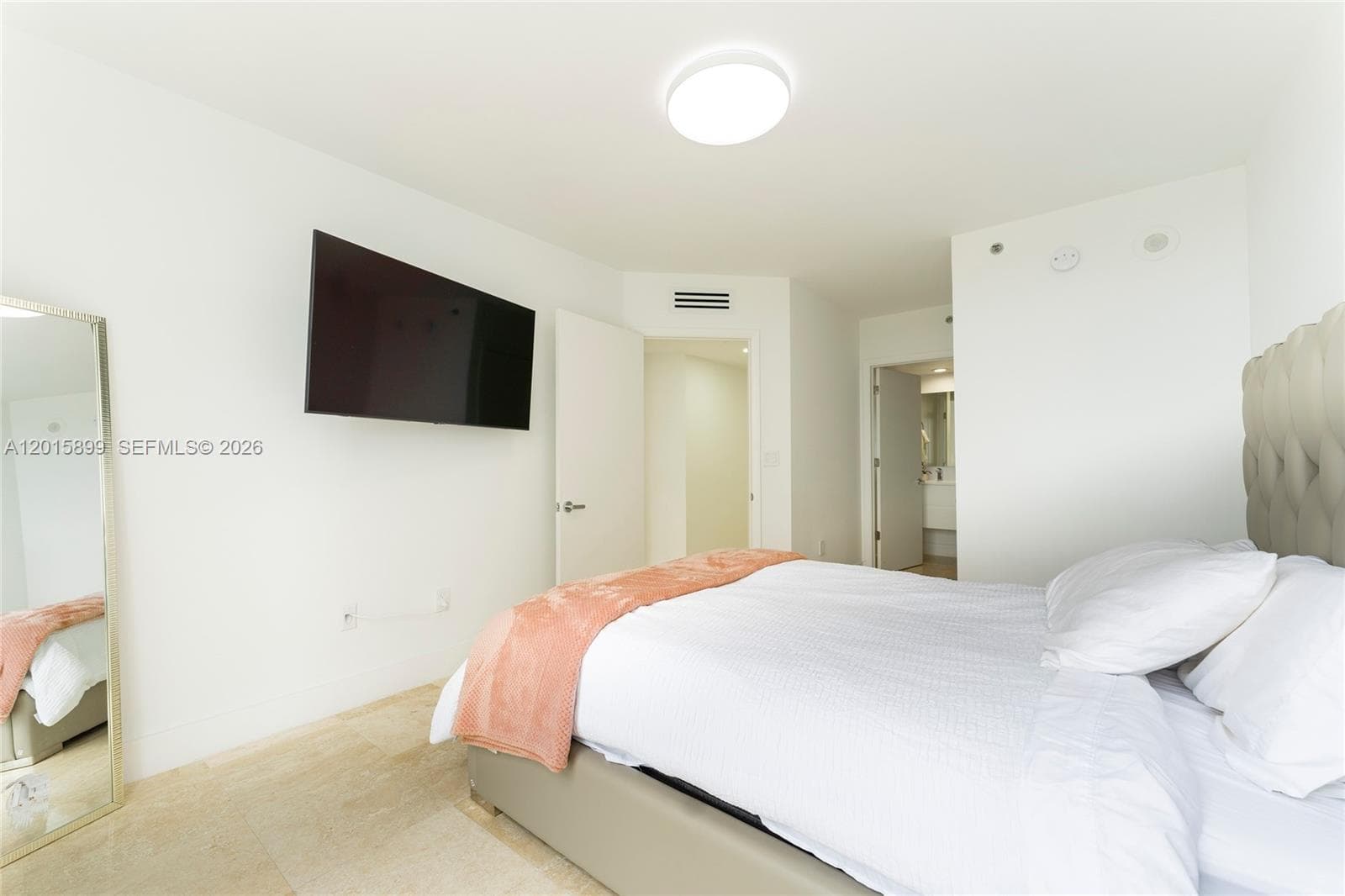 19111 Collins Ave # 3608, Sunny Isles Beach FL 33160 — 32