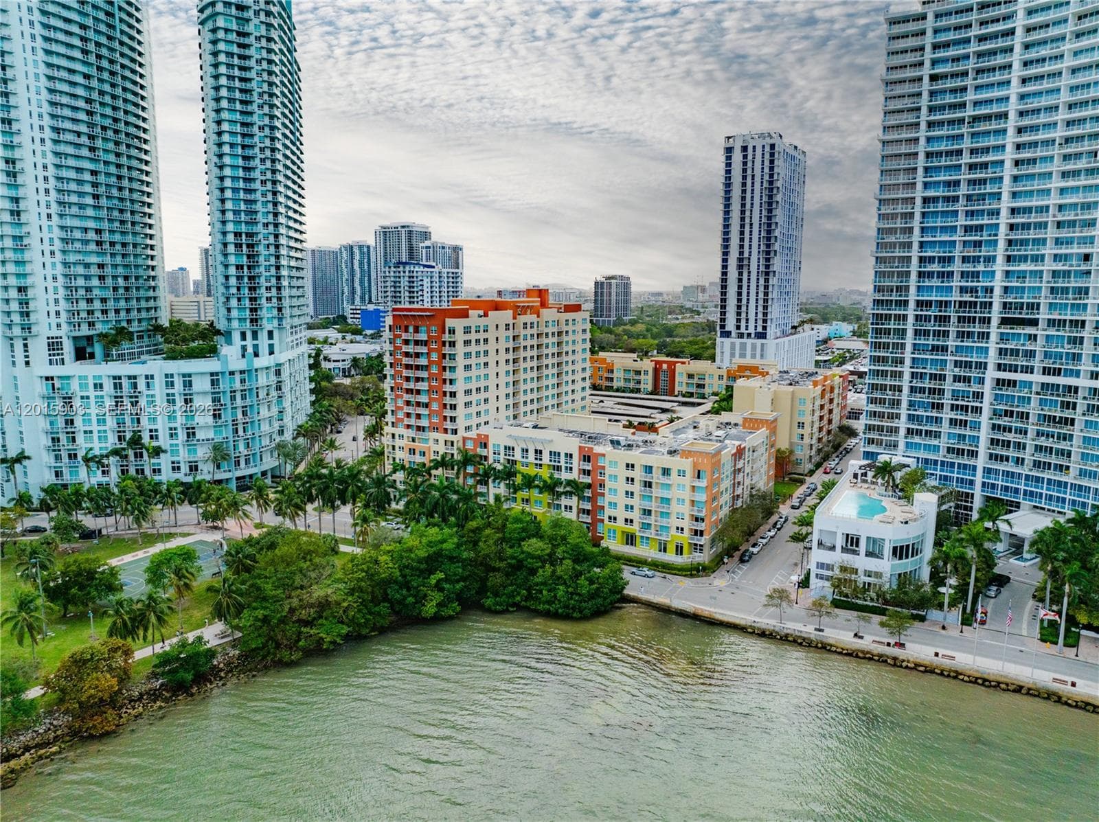 2000 N Bayshore Dr # 1005, Miami FL 33137 — 17