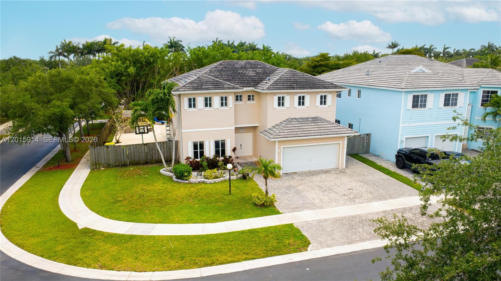 2890 NE 4th St, Homestead FL 33033 — 3