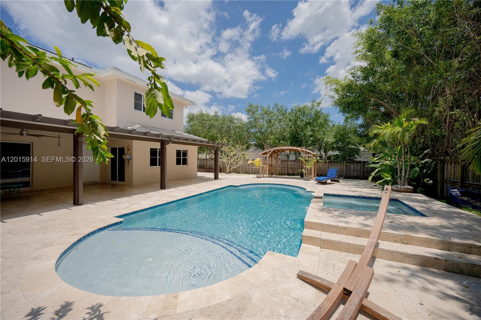 2890 NE 4th St, Homestead FL 33033 — 18