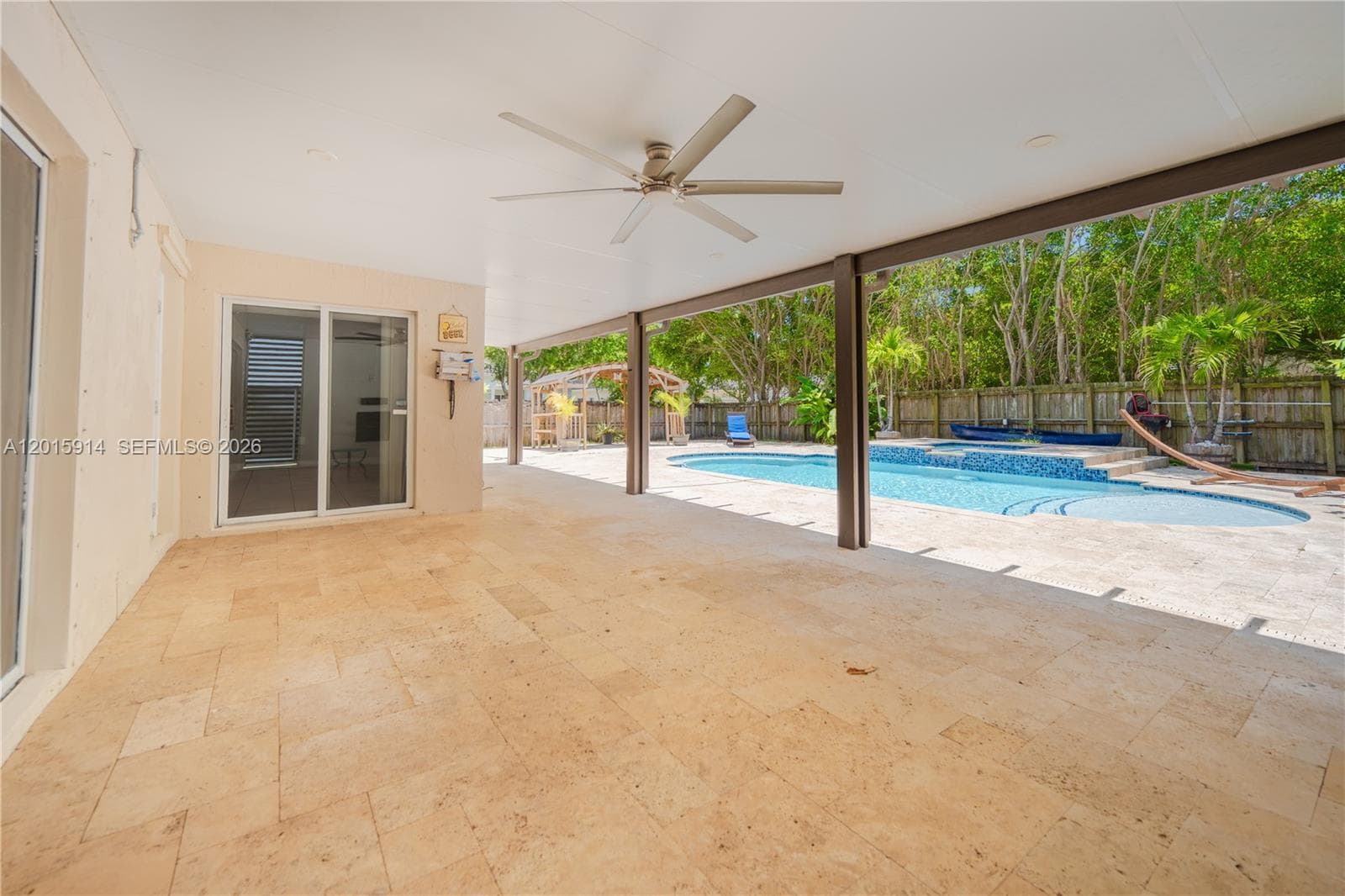 2890 NE 4th St, Homestead FL 33033 — 21
