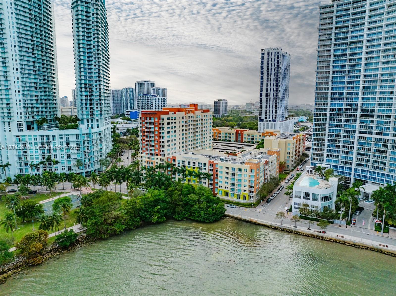 2000 N Bayshore Dr # 307, Miami FL 33137 — 17