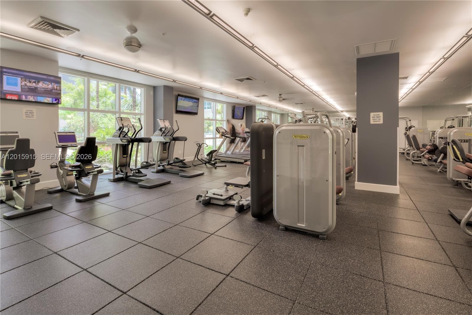2000 N Bayshore Dr # 307, Miami FL 33137 — 33