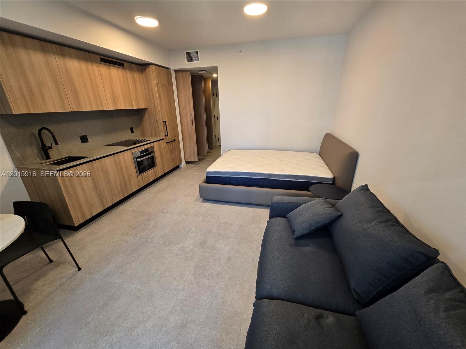 121 NE 5 ST # 709, Miami FL 33132 — 7