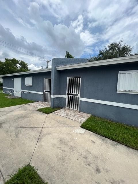 2249 NW 66th St # 2249, Miami FL 33147 — 5