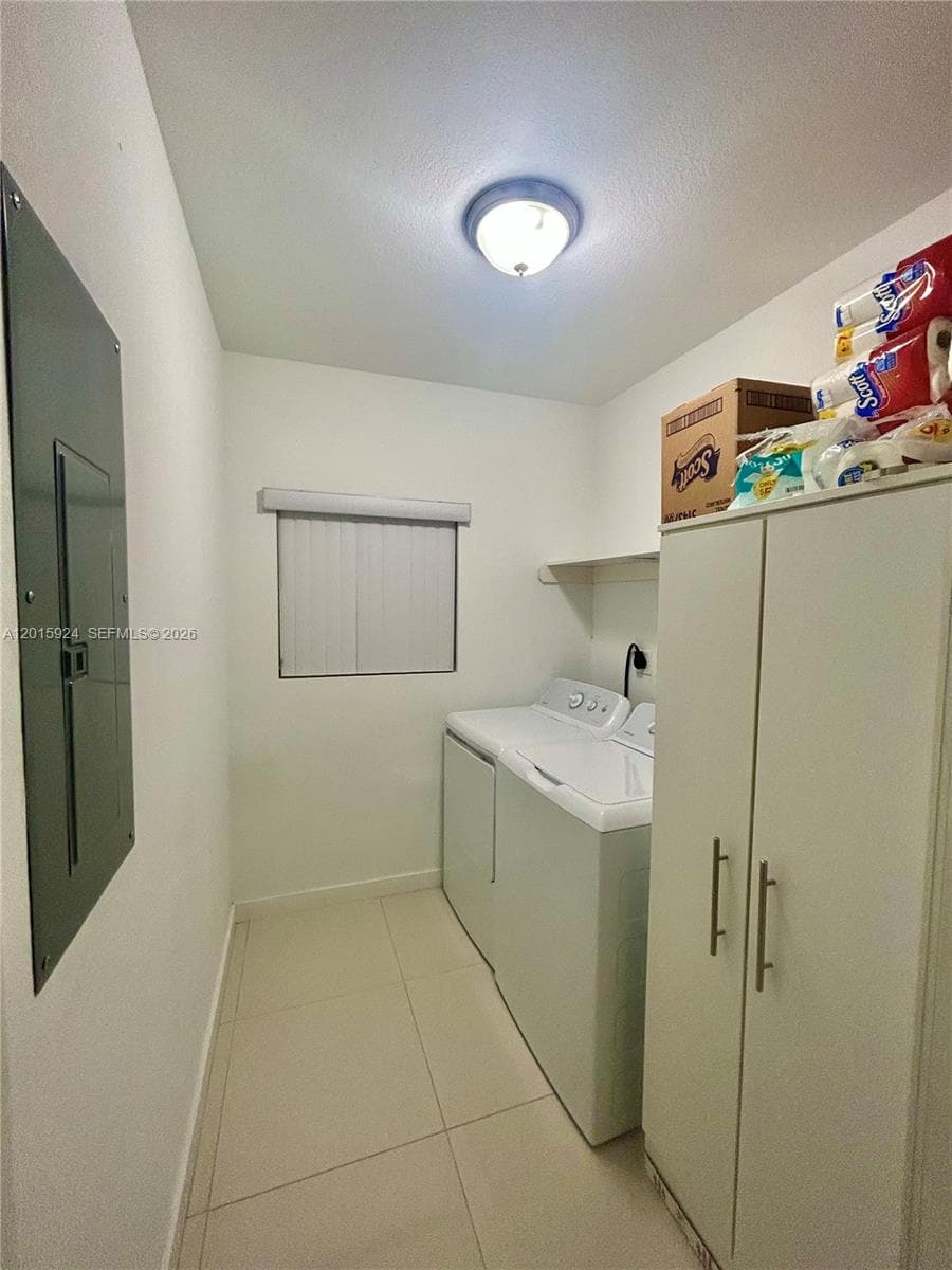 2249 NW 66th St # 2249, Miami FL 33147 — 24