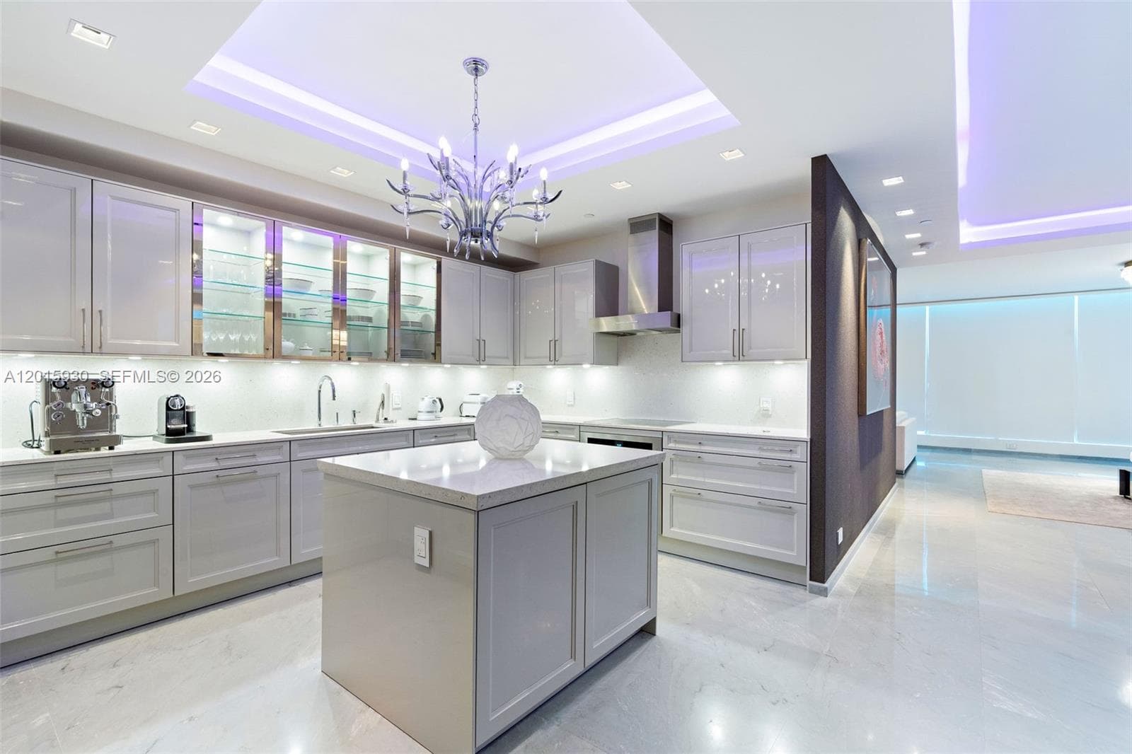 100 S Pointe Dr # 2506, Miami Beach FL 33139 — 10