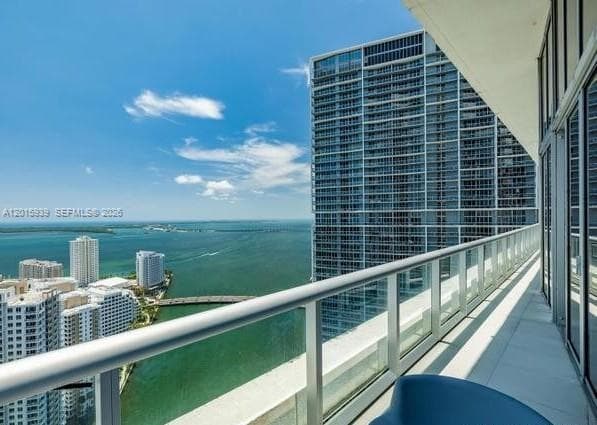 465 Brickell Ave # 4101, Miami FL 33131 — 52