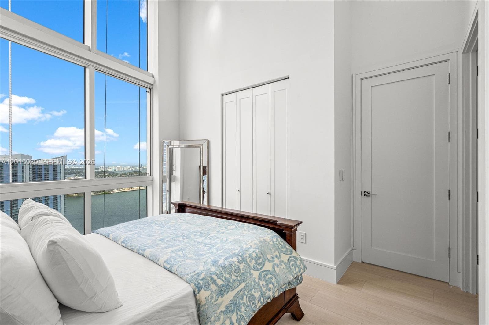 465 Brickell Ave # 4101, Miami FL 33131 — 46