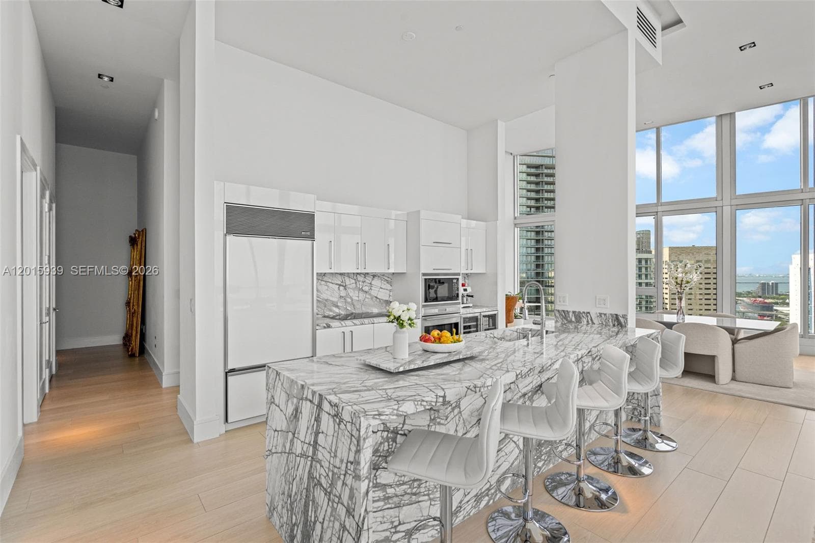 465 Brickell Ave # 4101, Miami FL 33131 — 17
