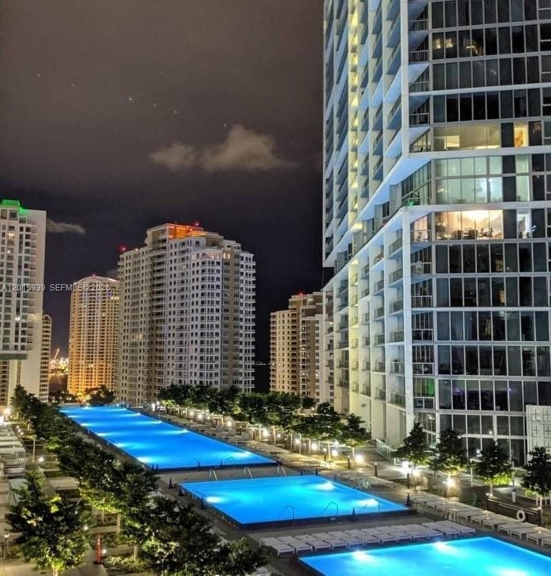 465 Brickell Ave # 4101, Miami FL 33131 — 61