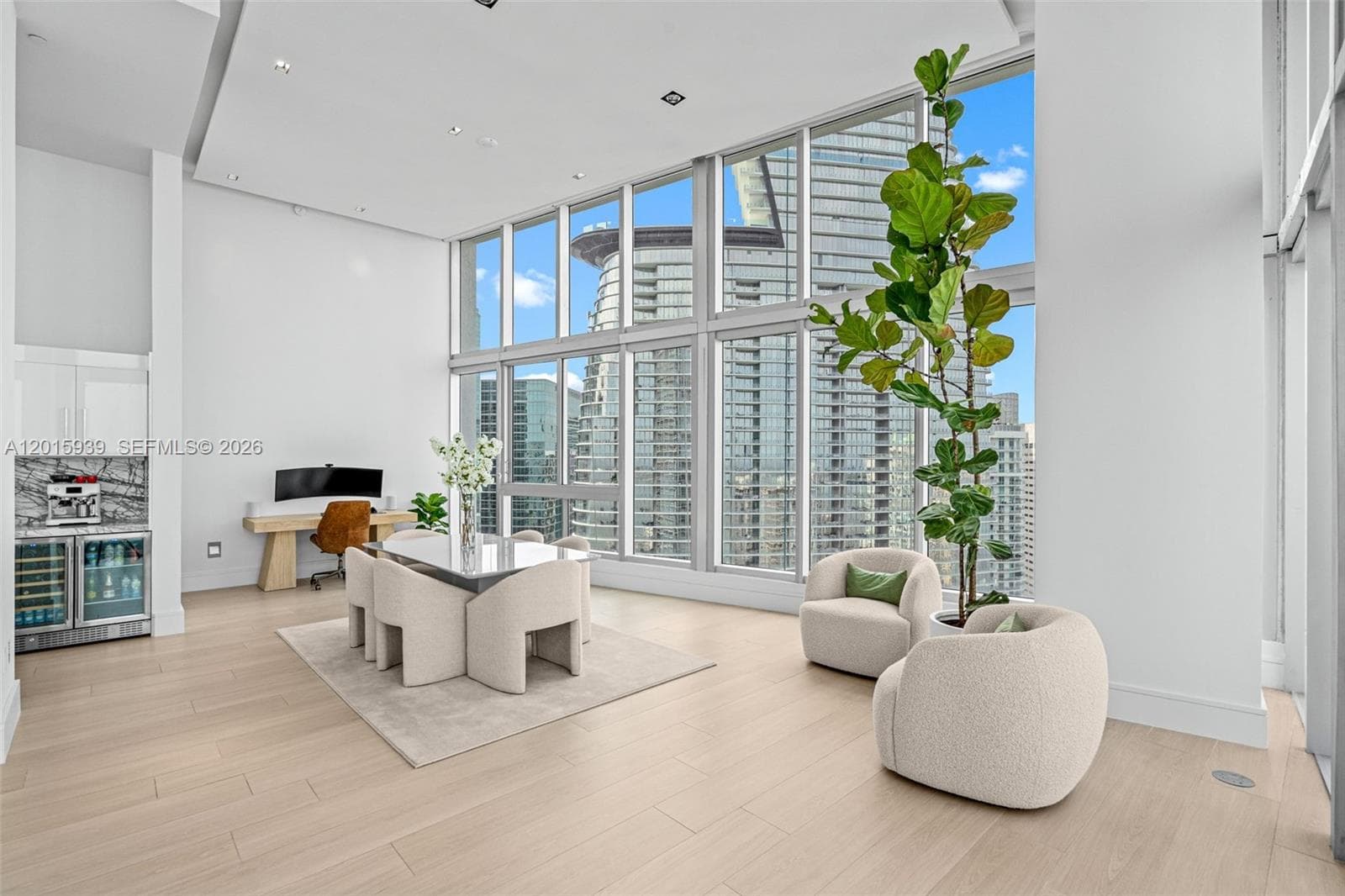 465 Brickell Ave # 4101, Miami FL 33131 — 25