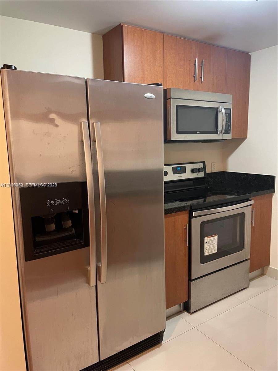 601 NE 23rd St # 707, Miami FL 33137 — 1
