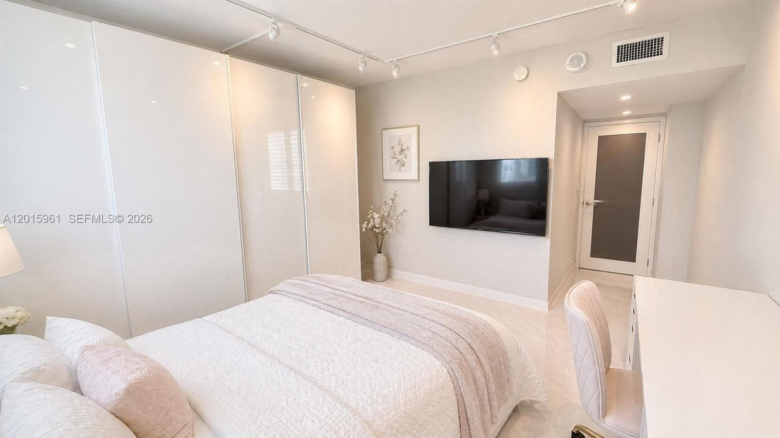 19380 Collins Ave # 402, Sunny Isles Beach FL 33160 — 14