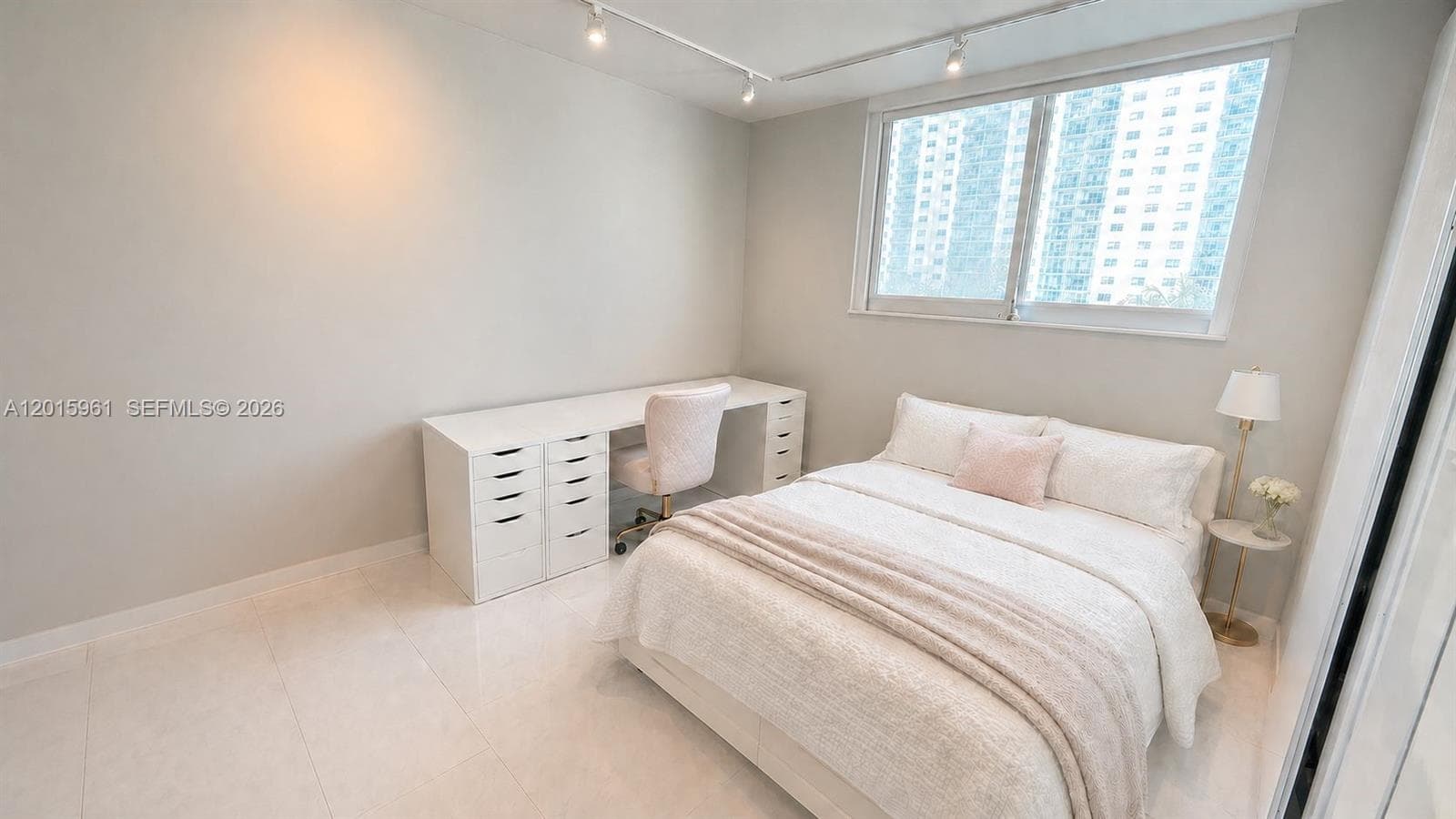 19380 Collins Ave # 402, Sunny Isles Beach FL 33160 — 15