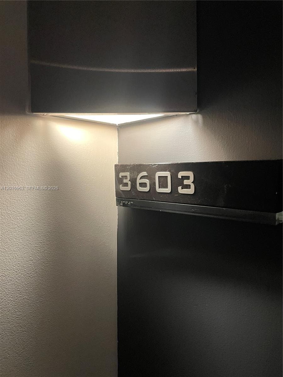 335 S Biscayne Blvd # 3603, Miami FL 33131 — 4