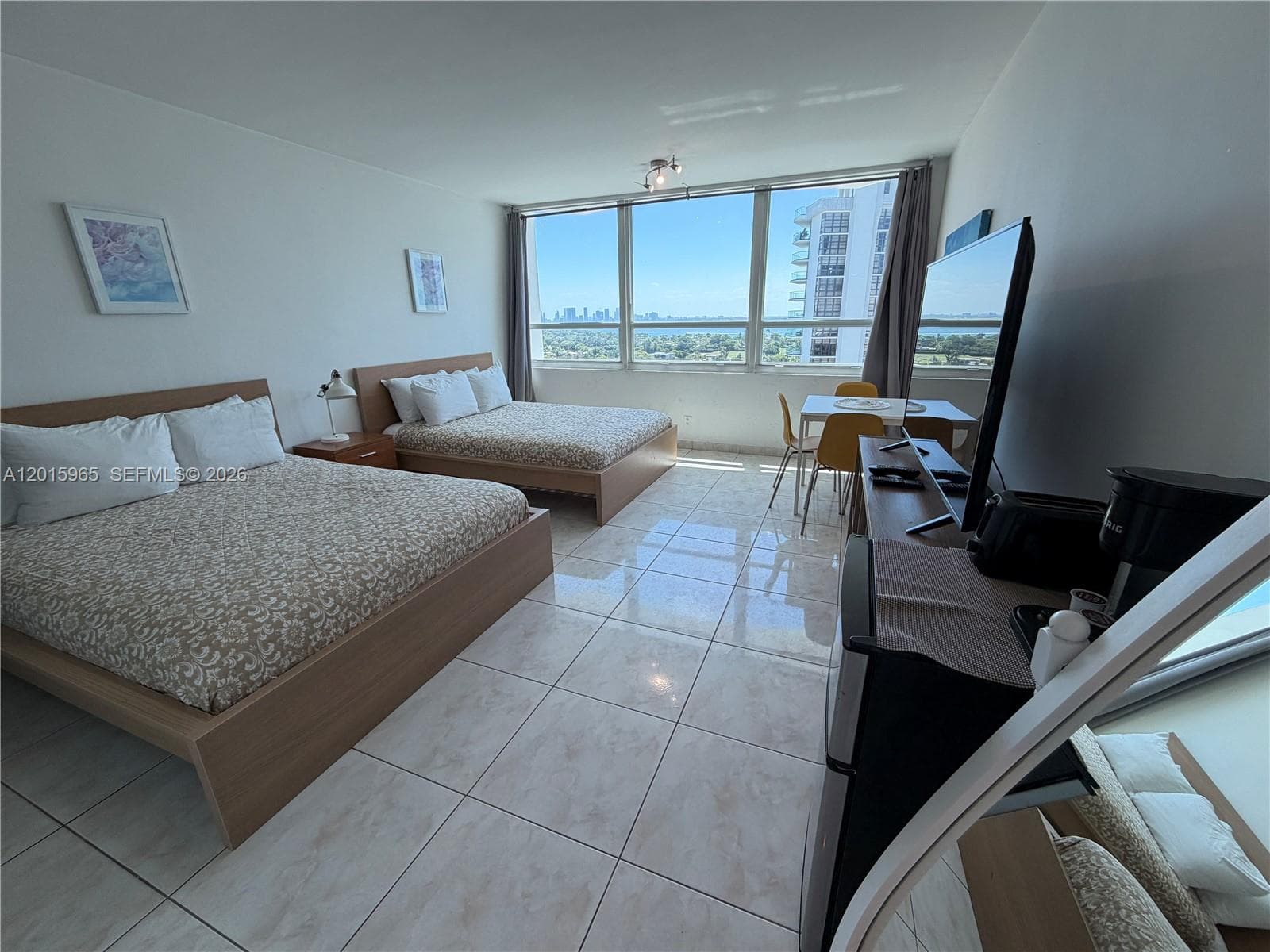 5445 Collins Ave # 1606, Miami Beach FL 33140 — 12
