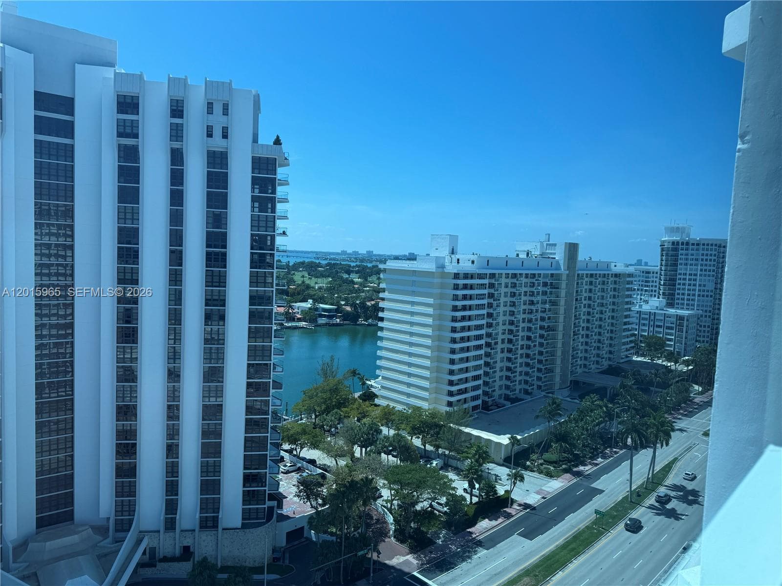5445 Collins Ave # 1606, Miami Beach FL 33140 — 3