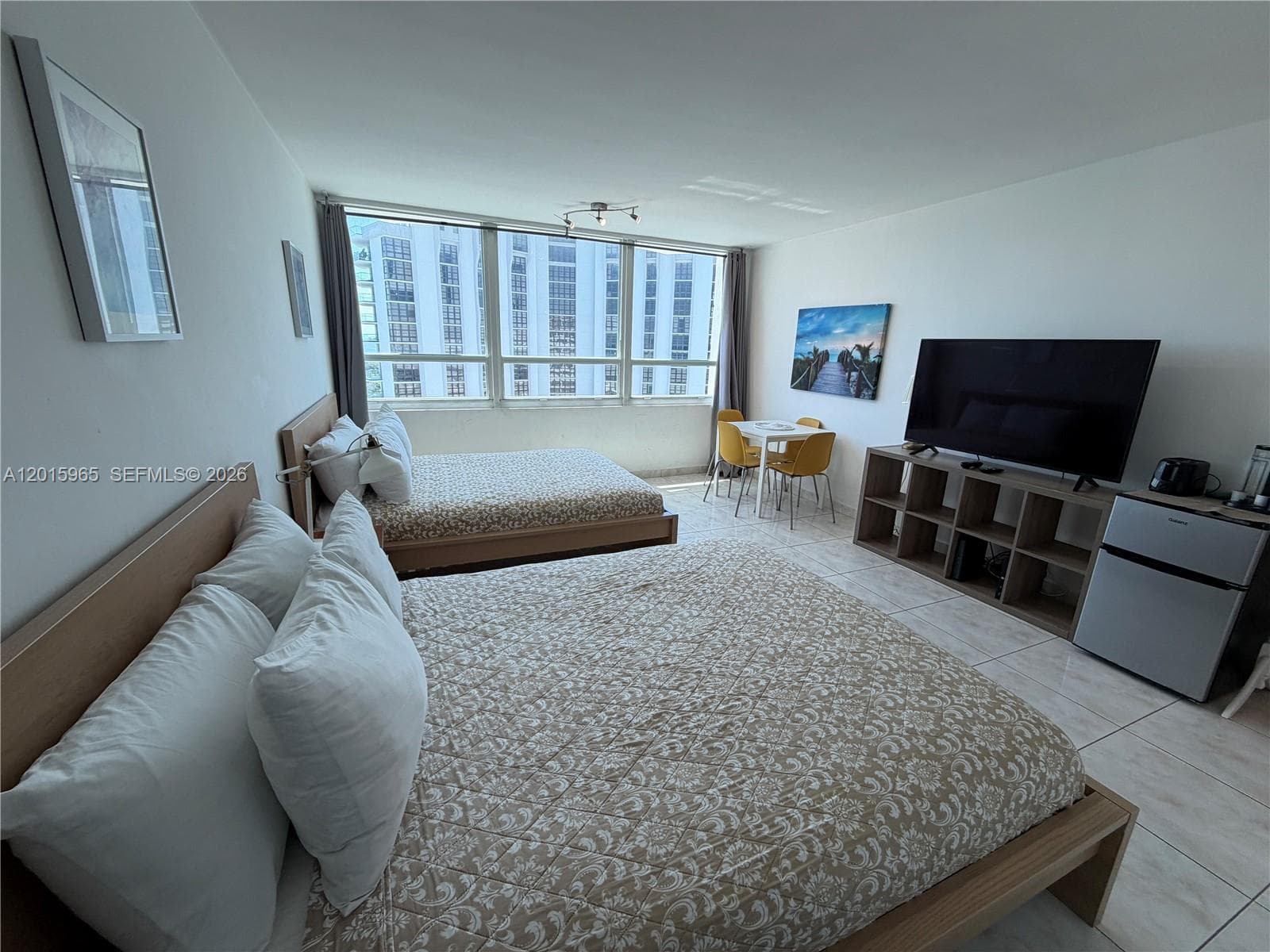5445 Collins Ave # 1606, Miami Beach FL 33140 — 10