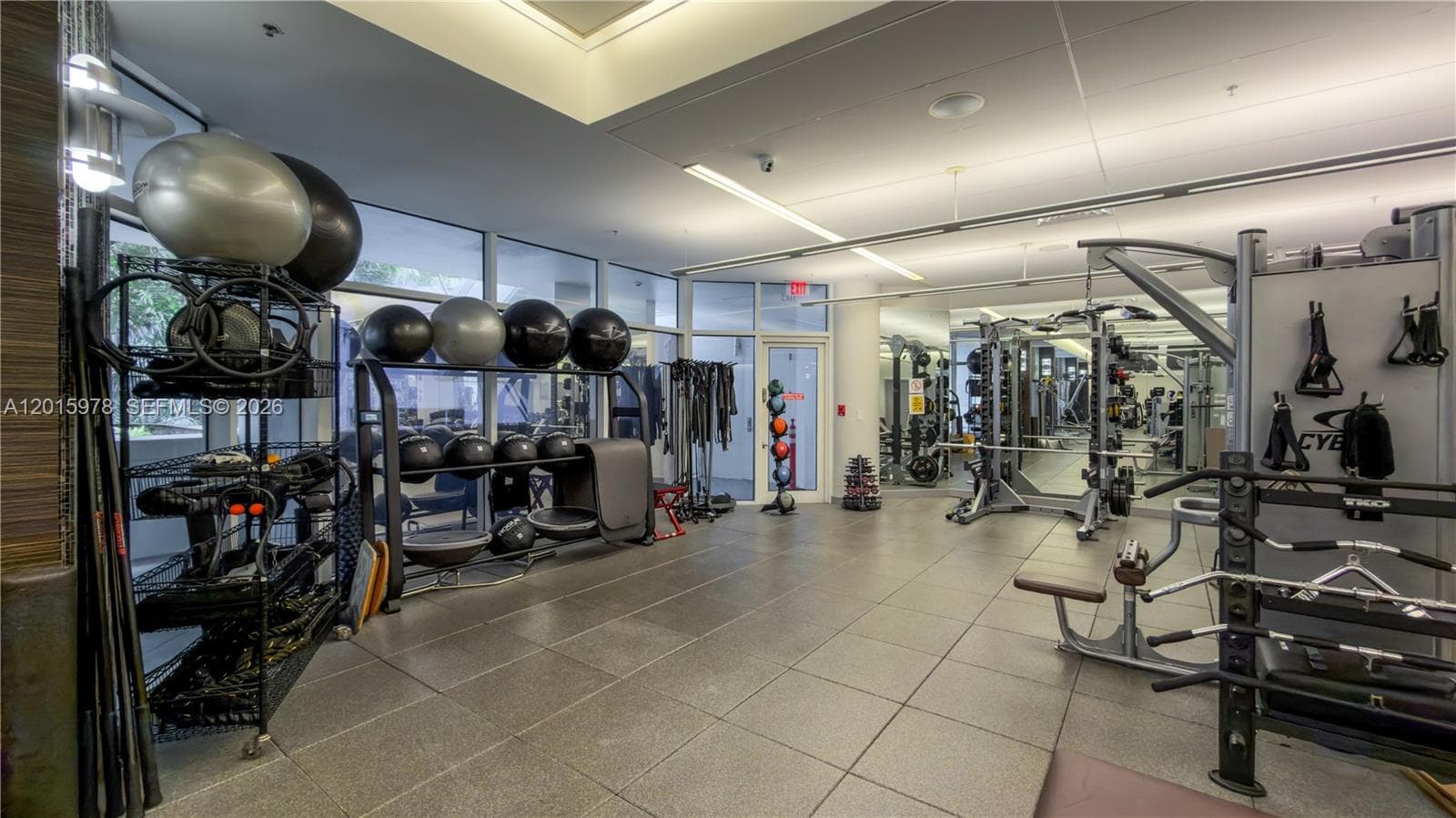 21055 Yacht Club Dr # 1707, Aventura FL 33180 — 33