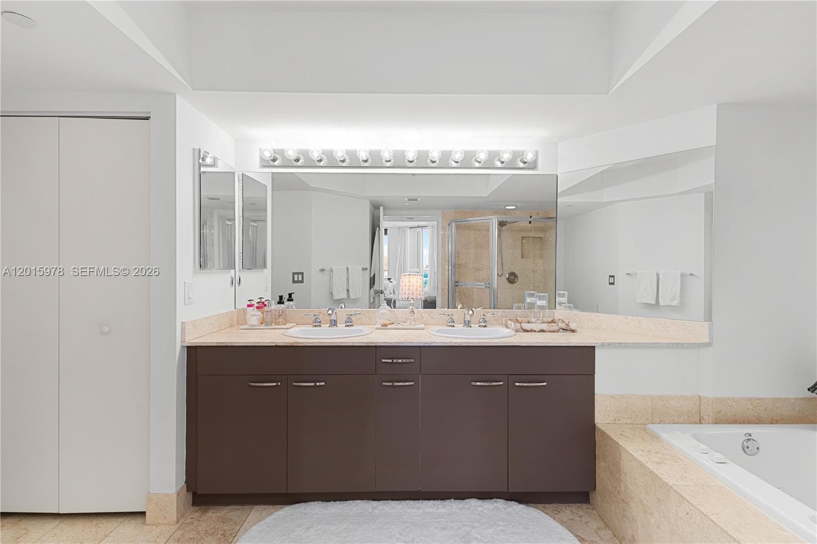 21055 Yacht Club Dr # 1707, Aventura FL 33180 — 18