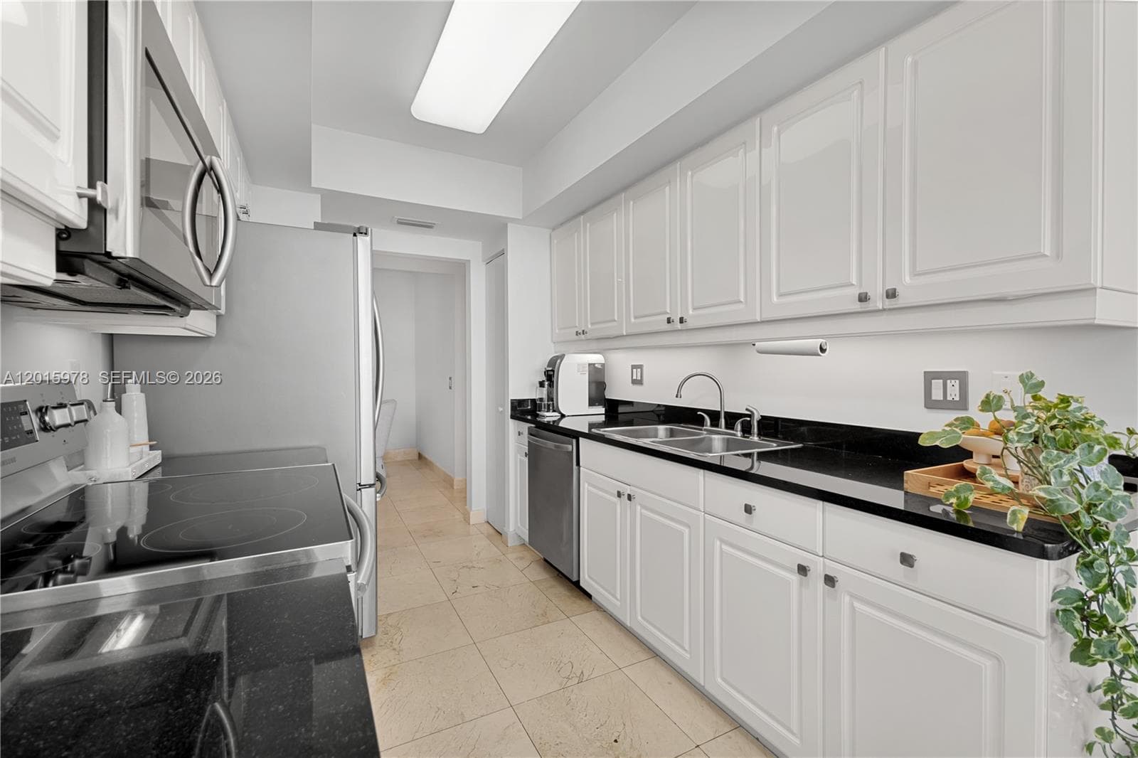 21055 Yacht Club Dr # 1707, Aventura FL 33180 — 11
