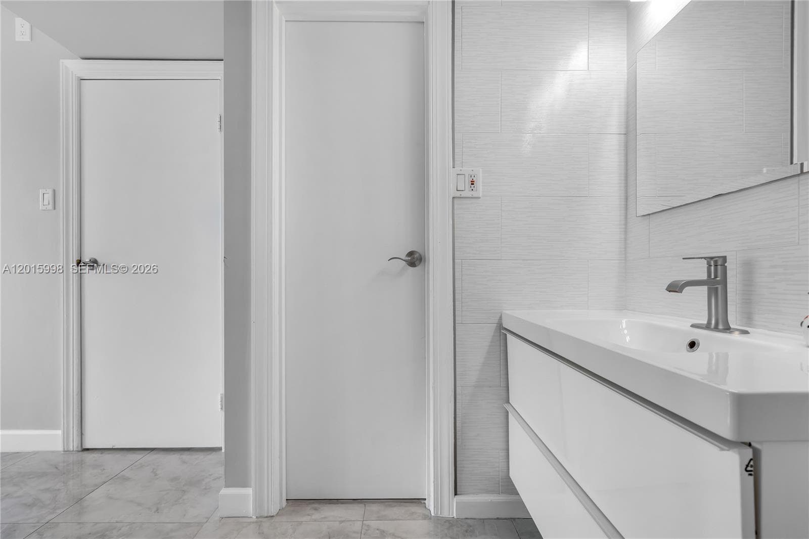 16565 NE 26th Ave # 2B, North Miami Beach FL 33160 — 23