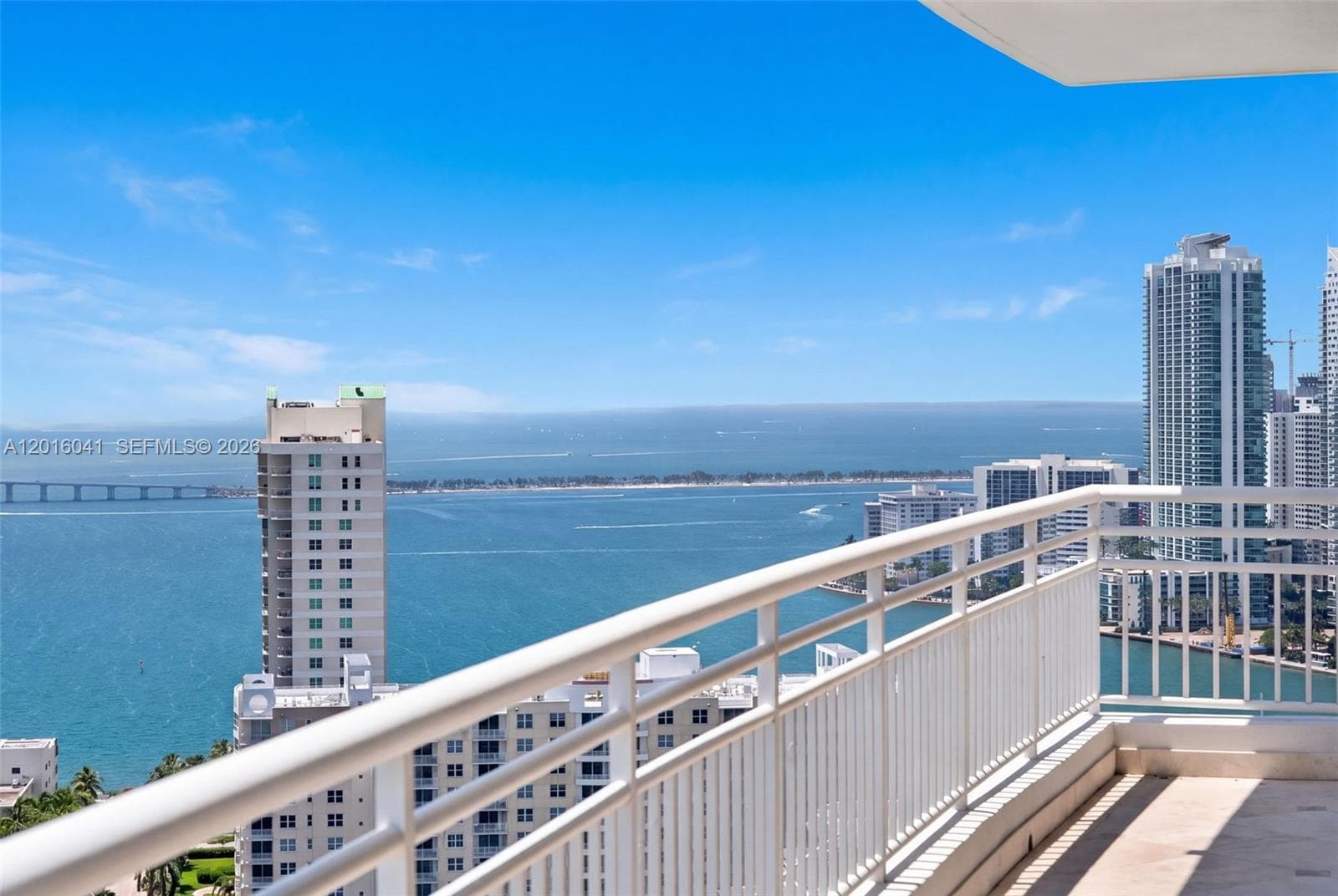 808 Brickell Key Dr # 3304, Miami FL 33131 — 52