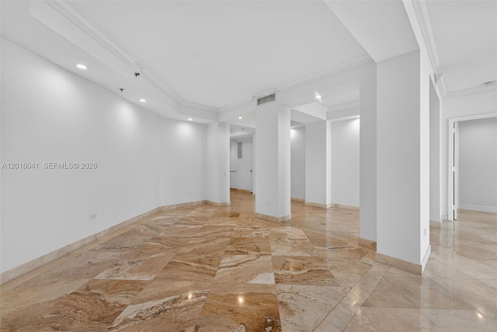 808 Brickell Key Dr # 3304, Miami FL 33131 — 17