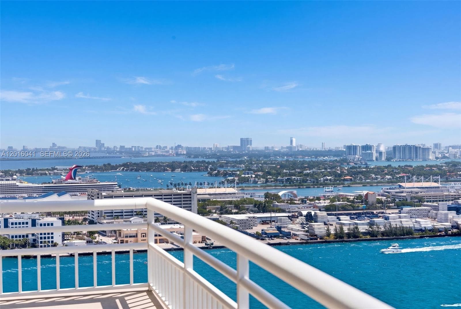 808 Brickell Key Dr # 3304, Miami FL 33131 — 53