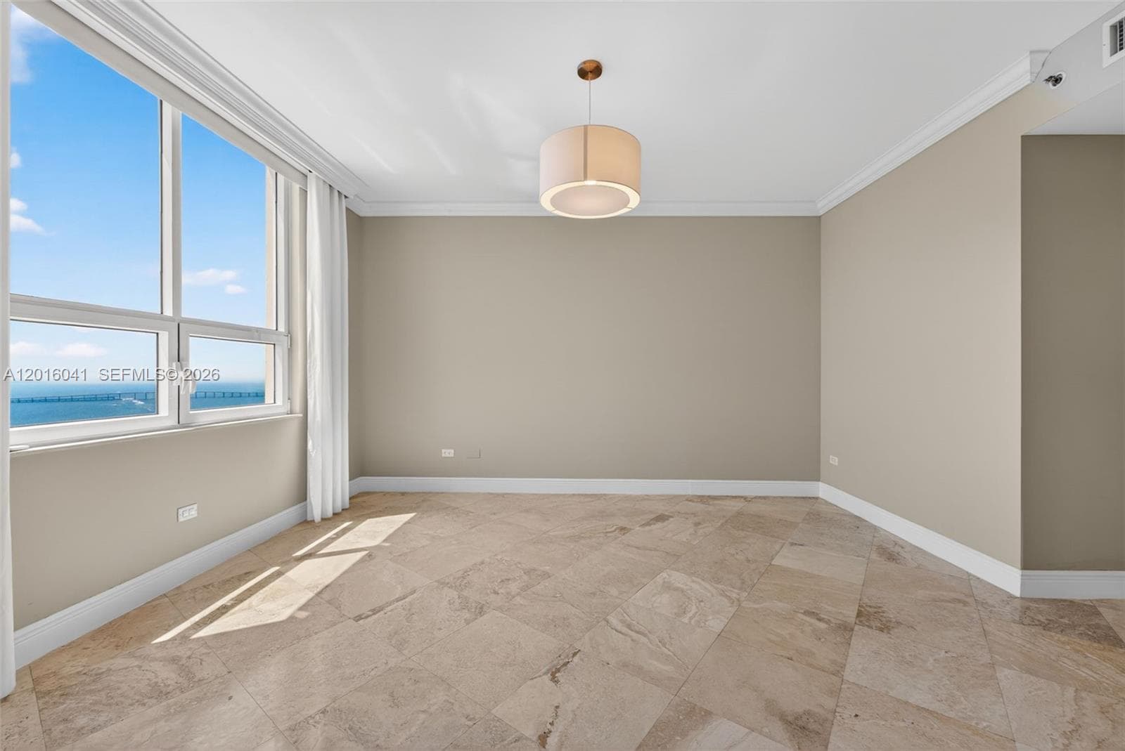 808 Brickell Key Dr # 3304, Miami FL 33131 — 30