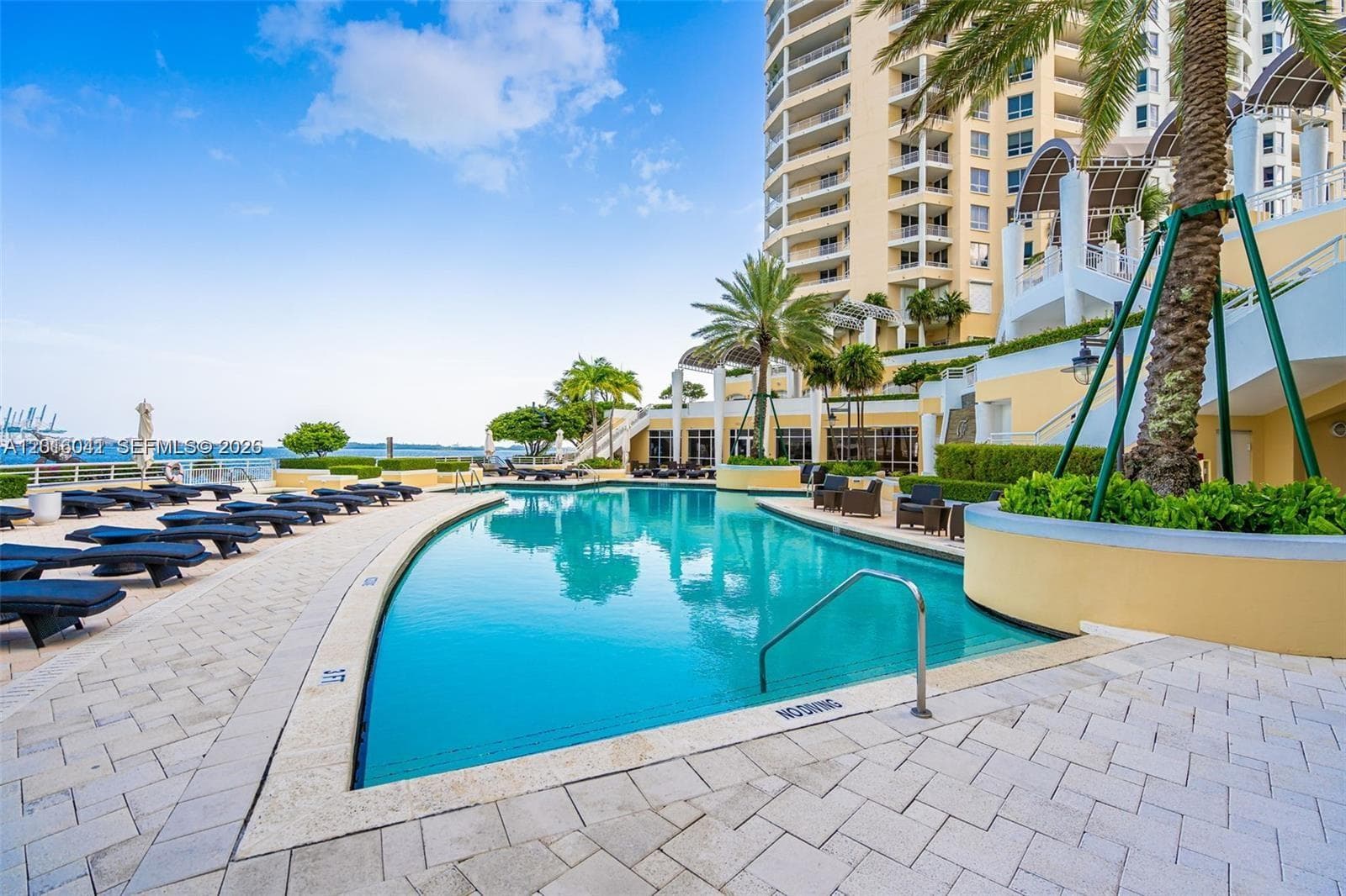808 Brickell Key Dr # 3304, Miami FL 33131 — 69