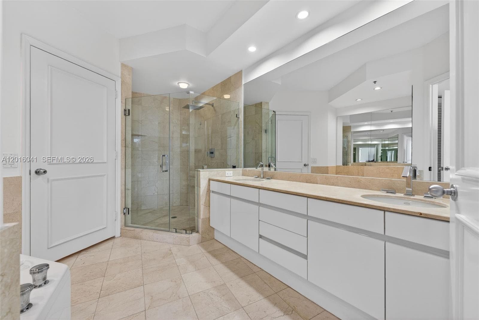 808 Brickell Key Dr # 3304, Miami FL 33131 — 38