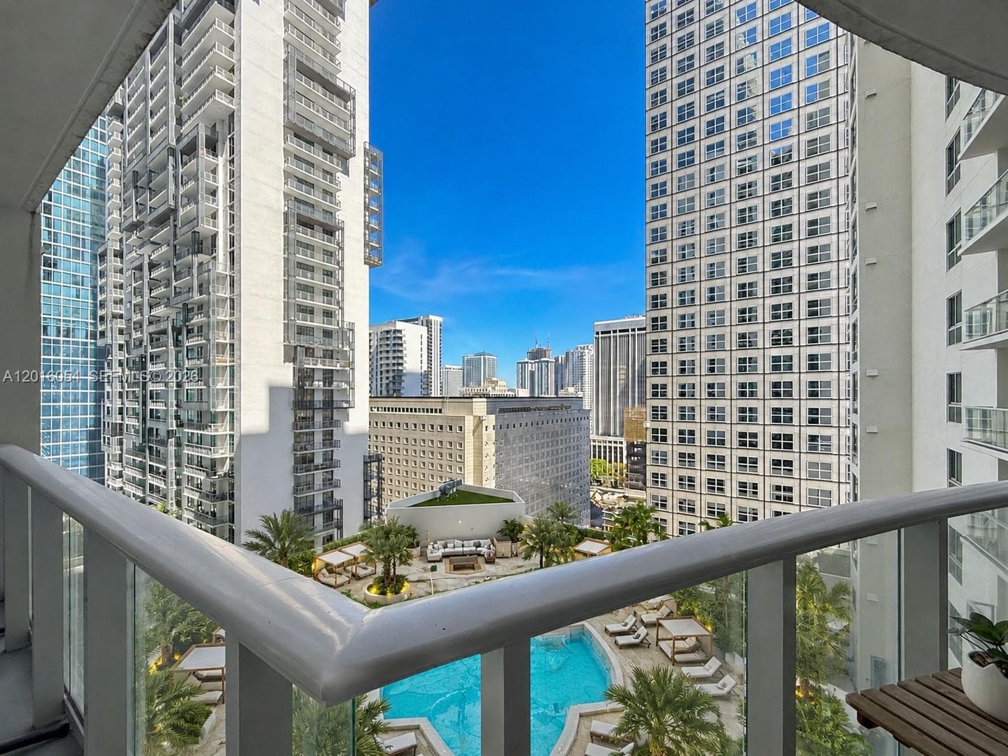 300 S Biscayne Blvd # 1705, Miami FL 33131 — 1
