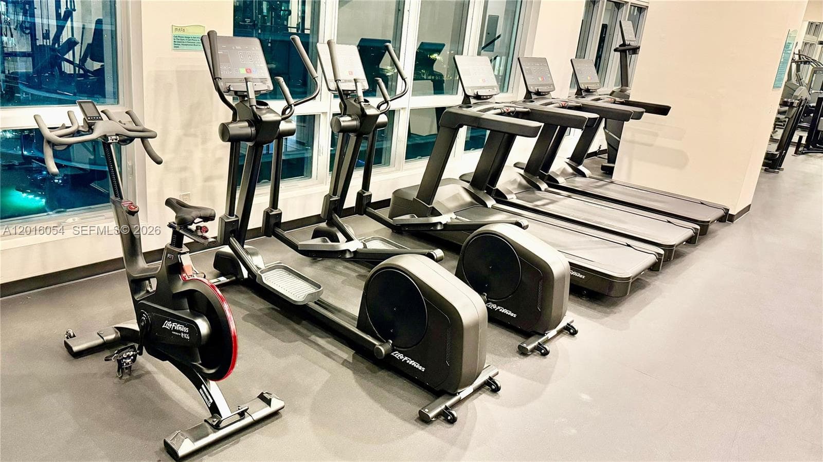 300 S Biscayne Blvd # 1705, Miami FL 33131 — 21