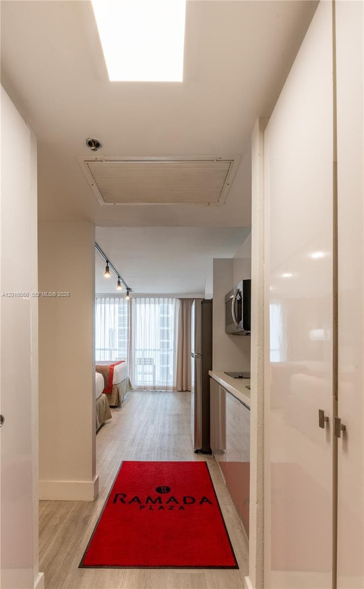 19201 Collins Ave # 425, Sunny Isles Beach FL 33160 — 2
