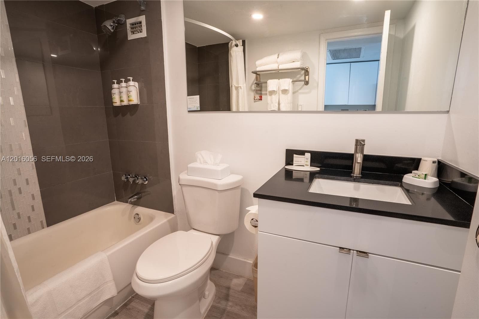19201 Collins Ave # 425, Sunny Isles Beach FL 33160 — 7