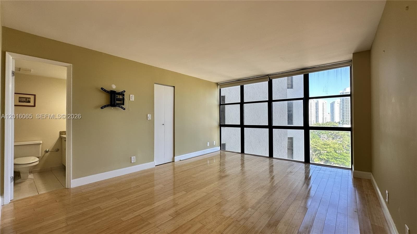 18181 NE 31st Ct # 1408, Aventura FL 33160 — 47