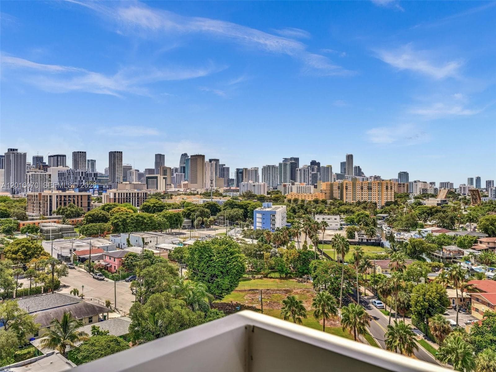 816 NW 11th St # 1208, Miami FL 33136 — 32