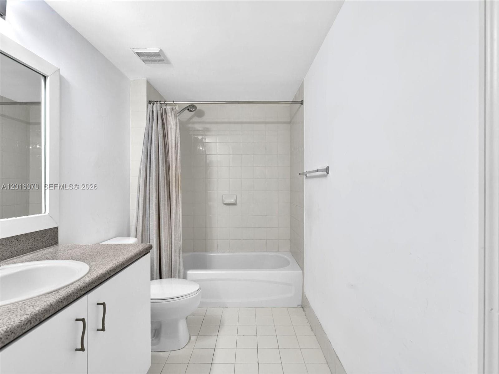 816 NW 11th St # 1208, Miami FL 33136 — 30