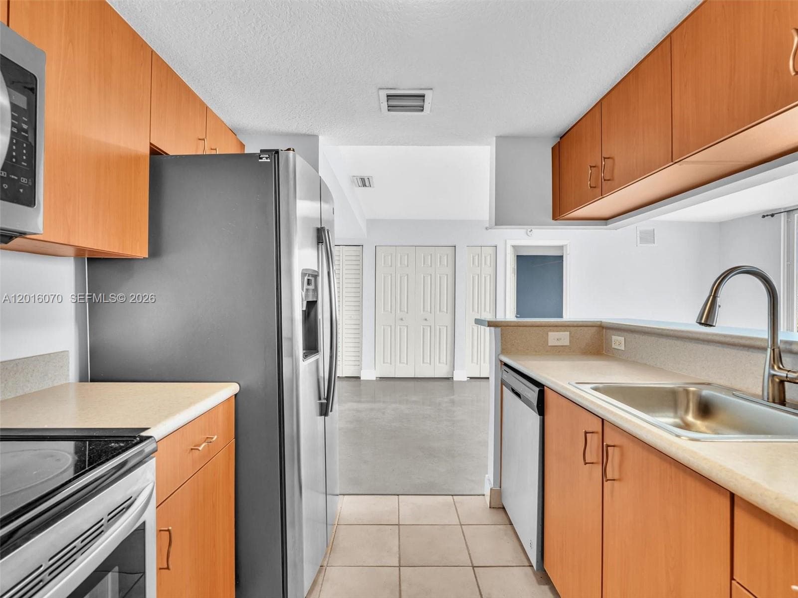 816 NW 11th St # 1208, Miami FL 33136 — 14
