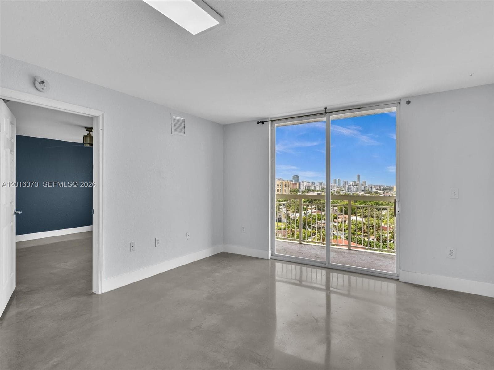 816 NW 11th St # 1208, Miami FL 33136 — 11