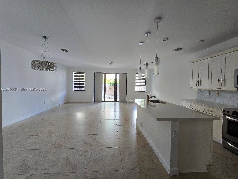 5810 NW 104th Path # 5810, Doral FL 33178 — 23