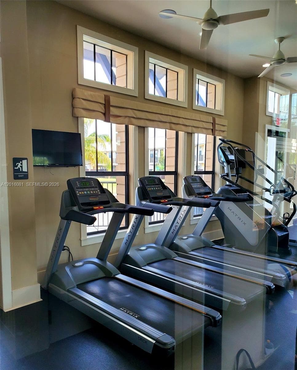 5810 NW 104th Path # 5810, Doral FL 33178 — 52