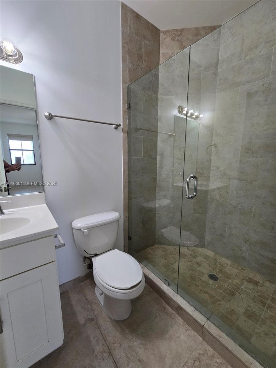 5810 NW 104th Path # 5810, Doral FL 33178 — 36