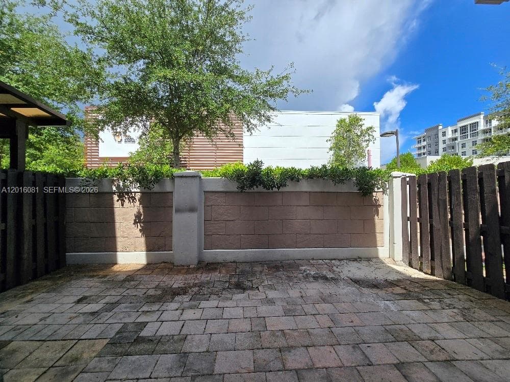5810 NW 104th Path # 5810, Doral FL 33178 — 28